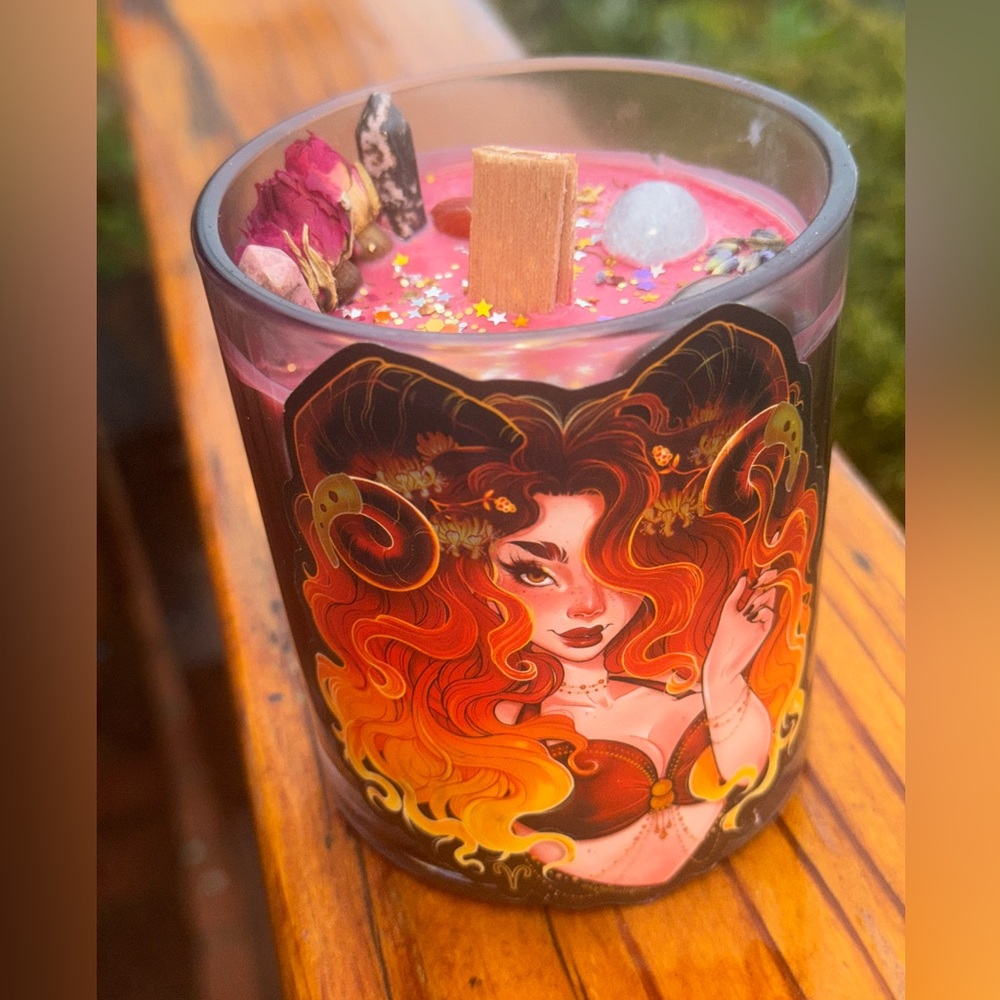 Aries ♈️ Zodiac Crystal Candle
